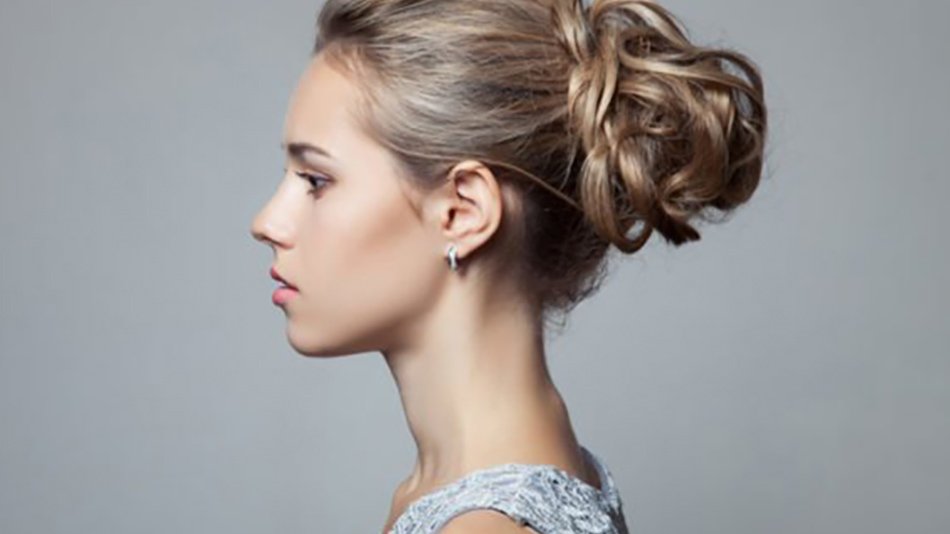 Invitada perfecta con peinado de boda para pelo largo  Blog Garnier